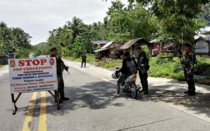 <p><strong>CHECKPOINT.</strong>  Soldiers man a checkpoint in Maguindanao as martial law in the southern Philippines is set to expire on December 31, 2019. <em>(File photo)</em></p>